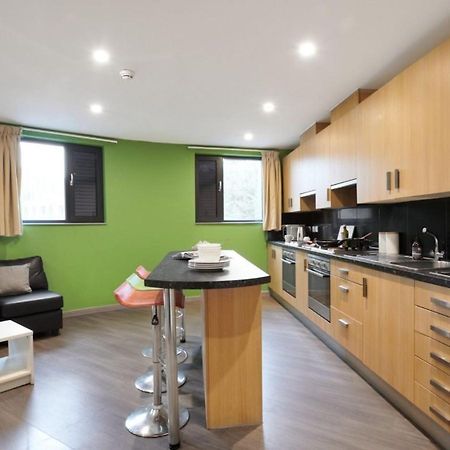 Student Only - 1 Night Free Gosford Gate In Coventry - Sk Hotel Bagian luar foto