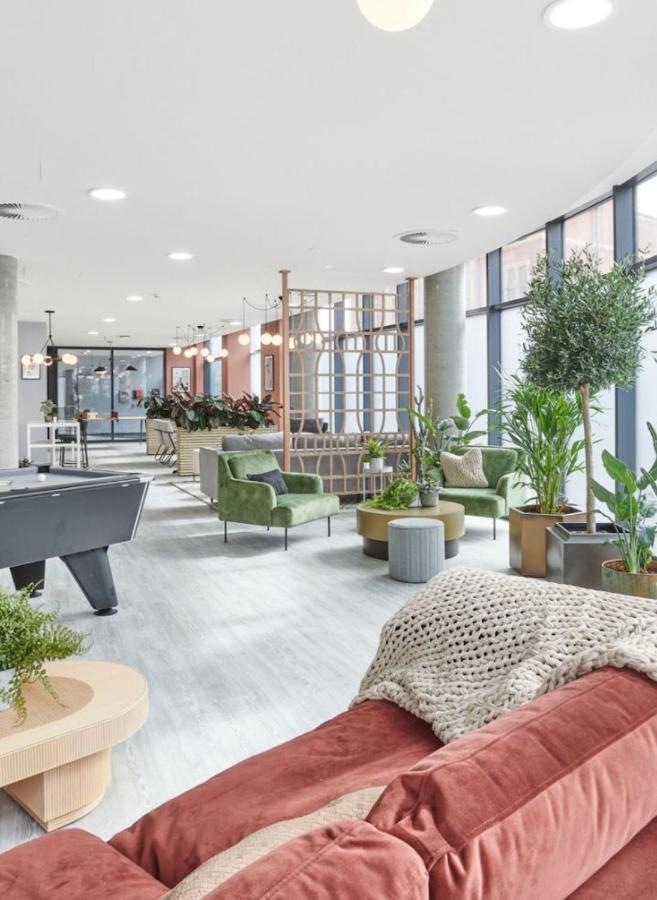 Student Only - 1 Night Free Gosford Gate In Coventry - Sk Hotel Bagian luar foto